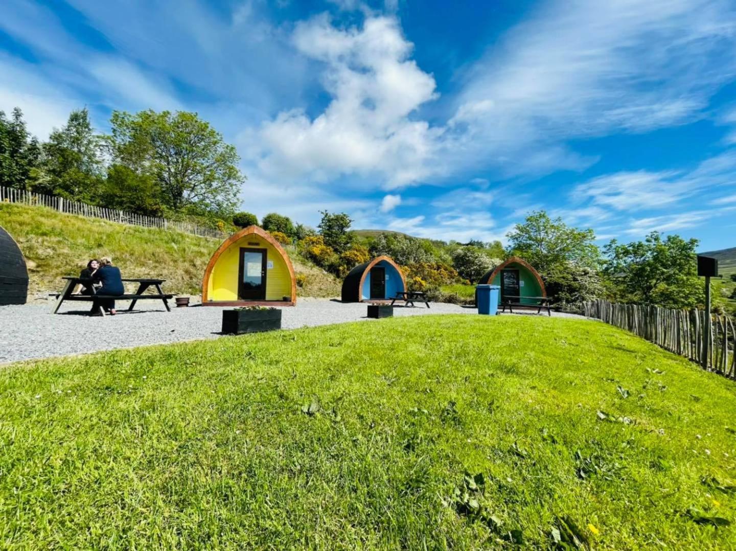 Rostrevor Mountain Lodge - Glamping Pods - Revive Sauna & Hot Tubs Exterior foto